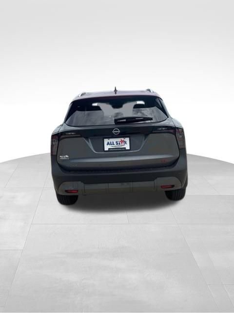 New 2025 Nissan Kicks SR image 9