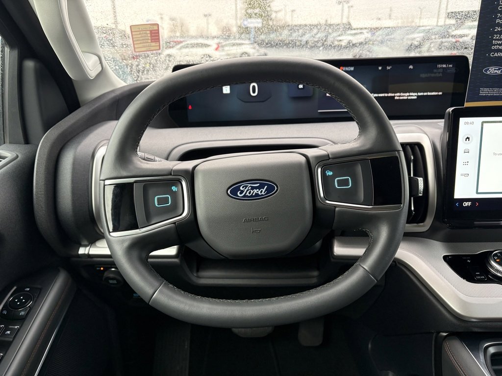 Certified 2025 Ford Expedition Active image 25