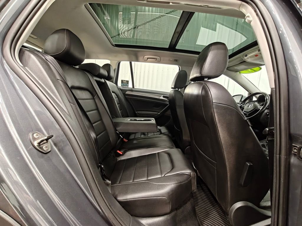 Used 2017 Volkswagen Golf Alltrack SEL AWD/4WD image 22