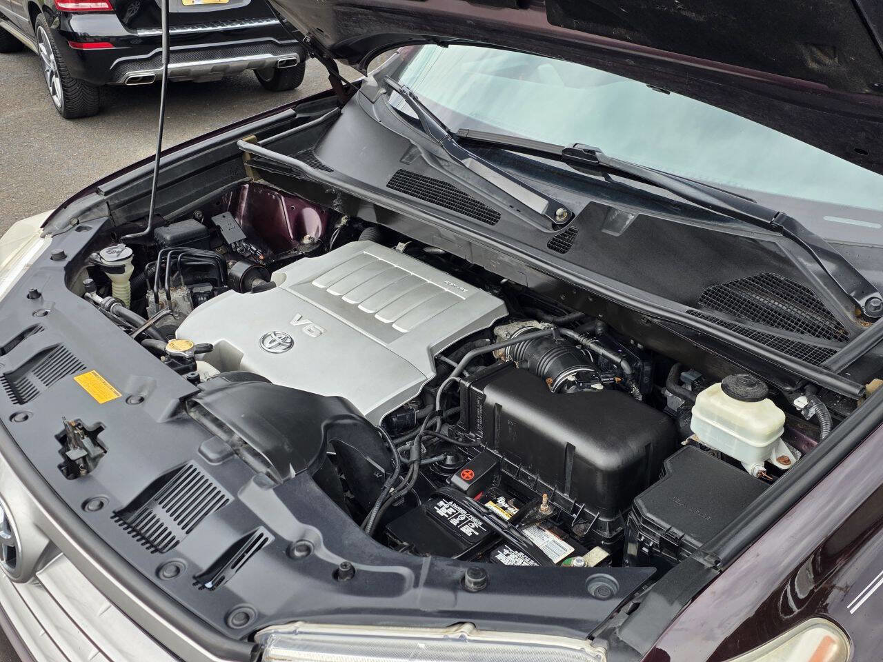 Used 2013 Toyota Highlander Plus image 22