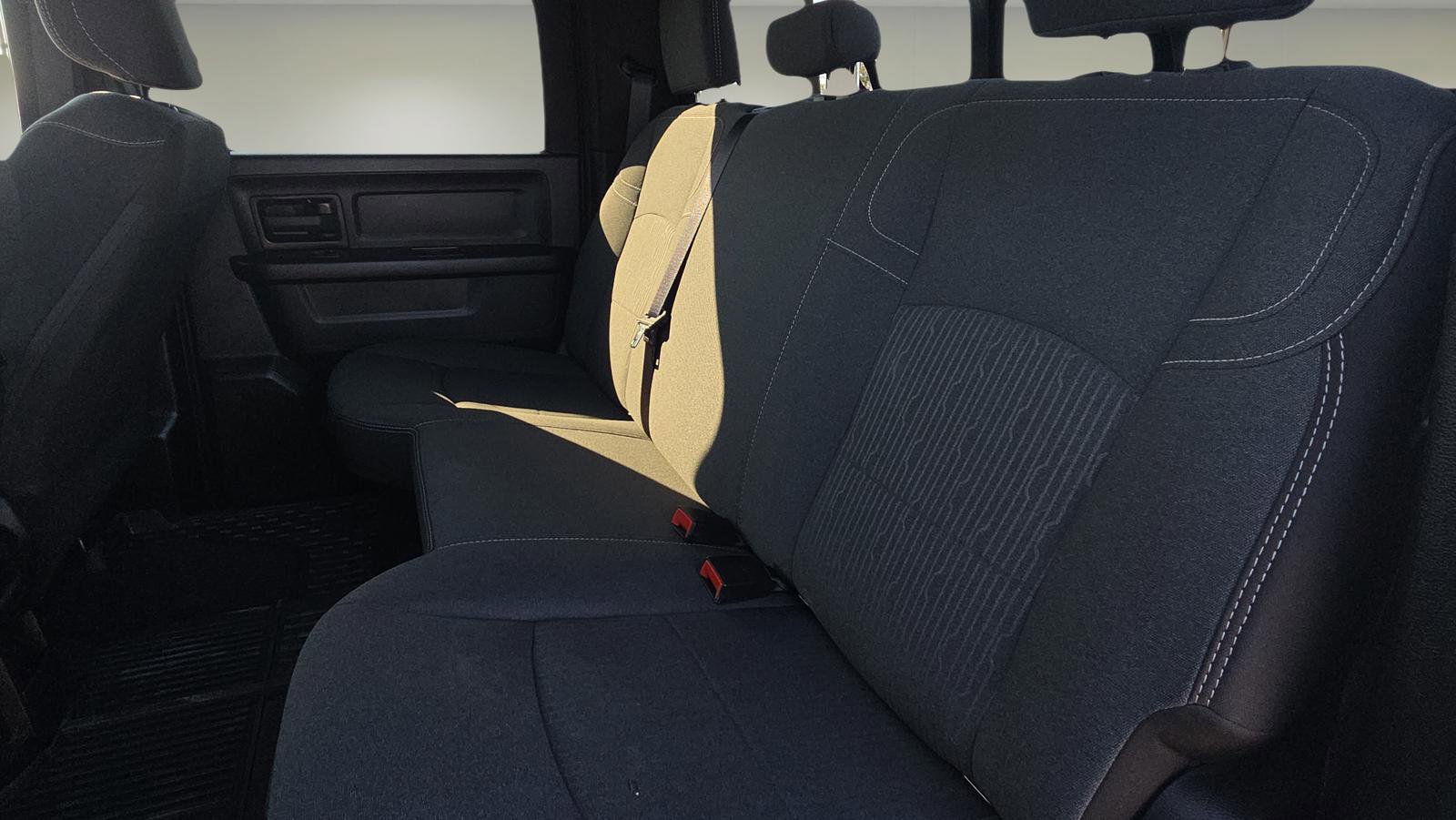 Used 2024 RAM 3500 Tradesman w/ Chrome Appearance Group image 23