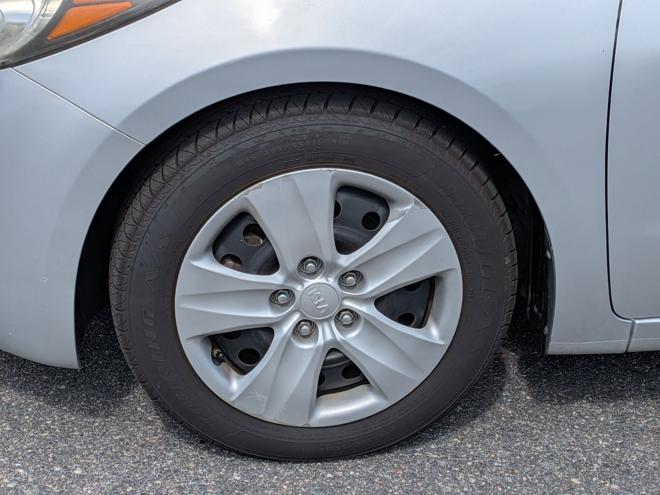 Used 2016 Kia Forte LX image 10