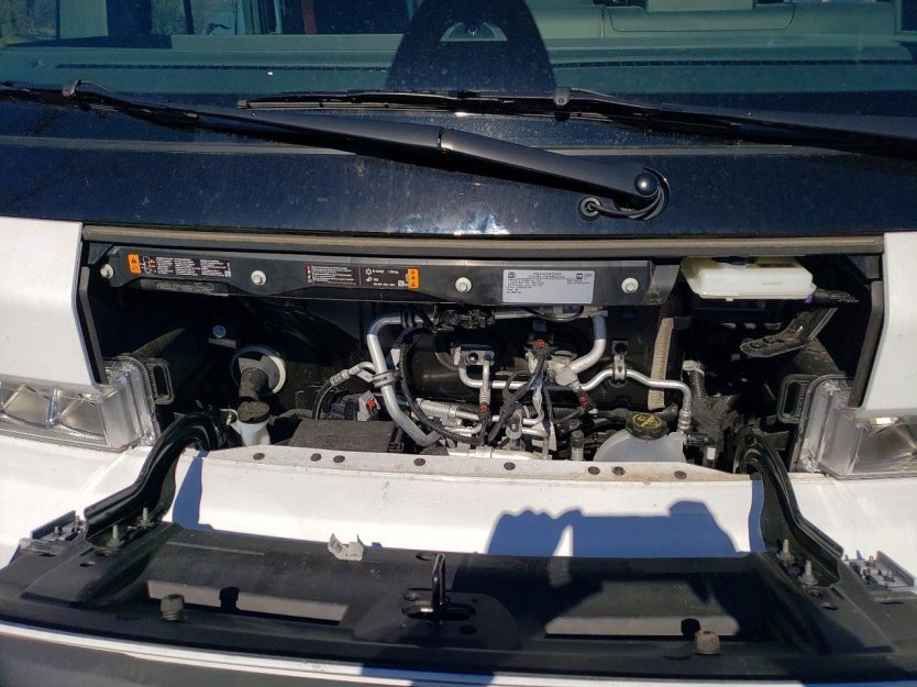 Used 2025 Chevrolet Brightdrop 400 image 9