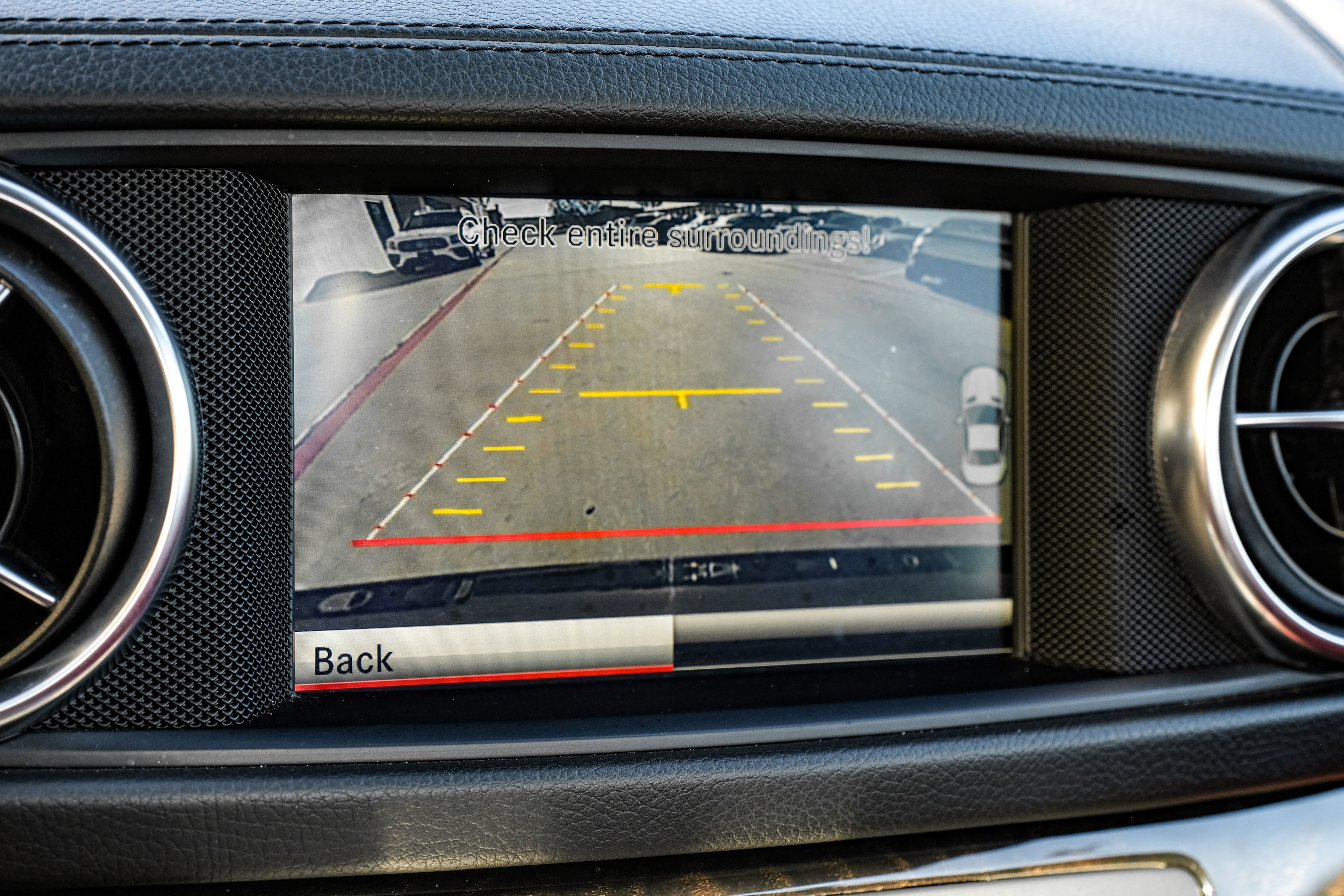 Used 2016 Mercedes-Benz SL 400 w/ Premium I Package image 20