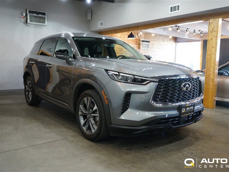 Used 2024 INFINITI QX60 Luxe AWD/4WD image 3