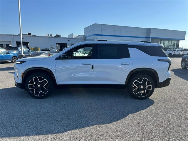 New 2026 Chevrolet Traverse High Country w/ LPO, Floor Liner Package image 2