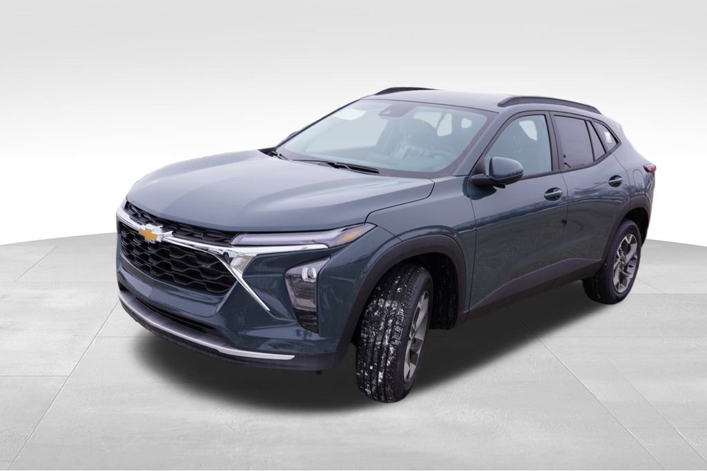 New 2026 Chevrolet Trax LT w/ Driver Confidence Package FWD image 9