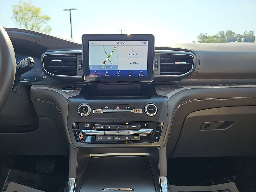 Used 2020 Ford Explorer Platinum AWD/4WD image 26