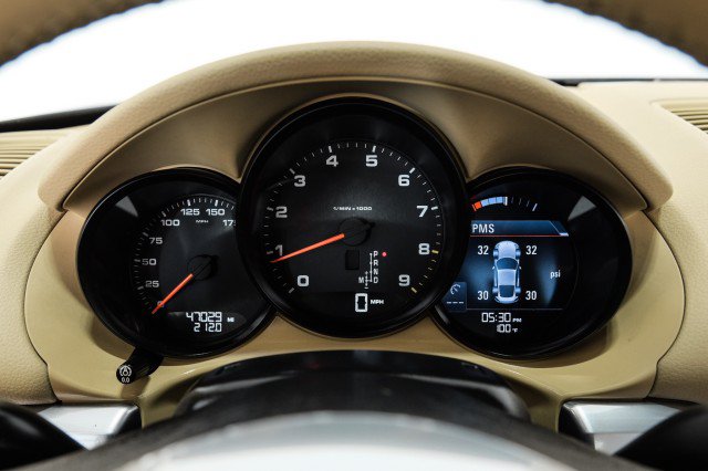 Used 2015 Porsche Cayman RWD image 14