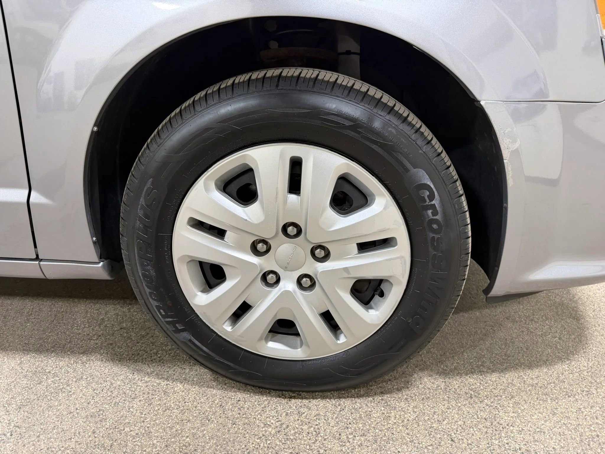 Used 2019 Dodge Grand Caravan SE image 49