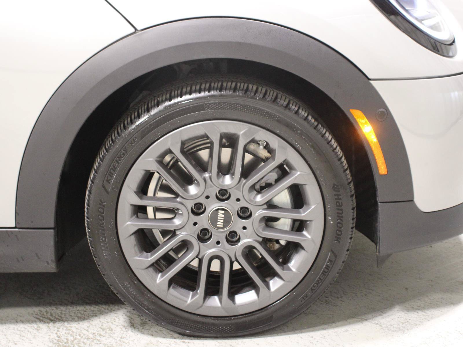 Certified 2026 MINI Cooper S FWD image 34