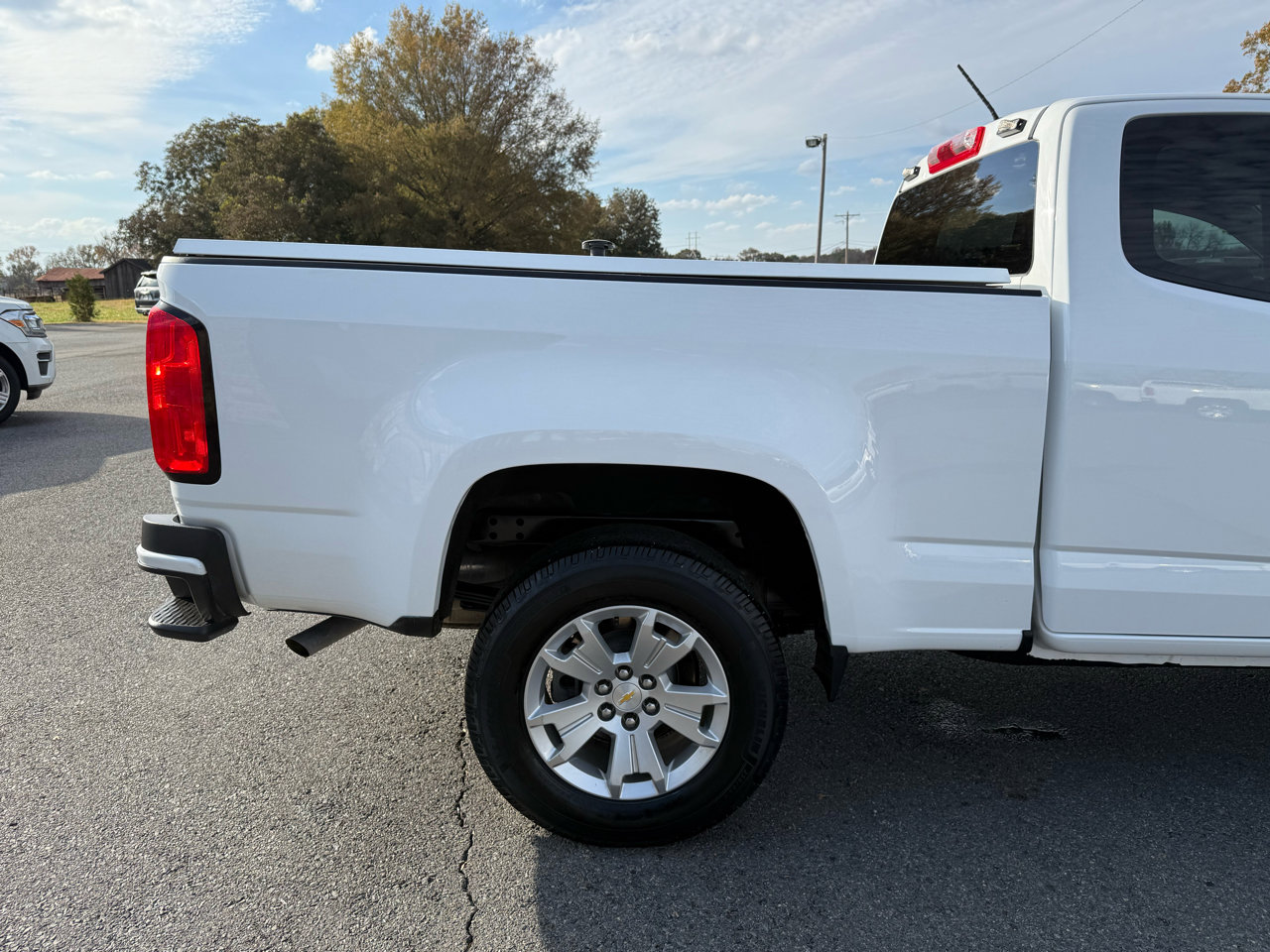 Used 2022 Chevrolet Colorado LT w/ Fleet Safety Package image 34
