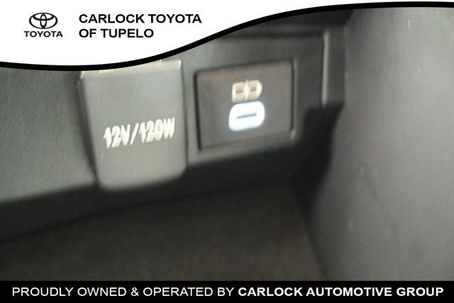 Used 2024 Toyota Corolla LE FWD image 17