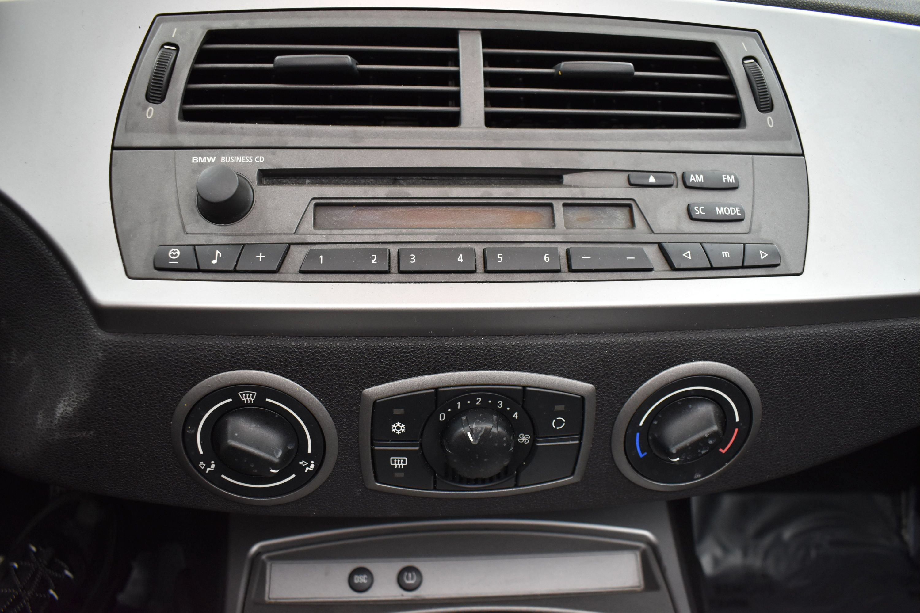 Used 2004 BMW Z4 2.5i RWD image 28