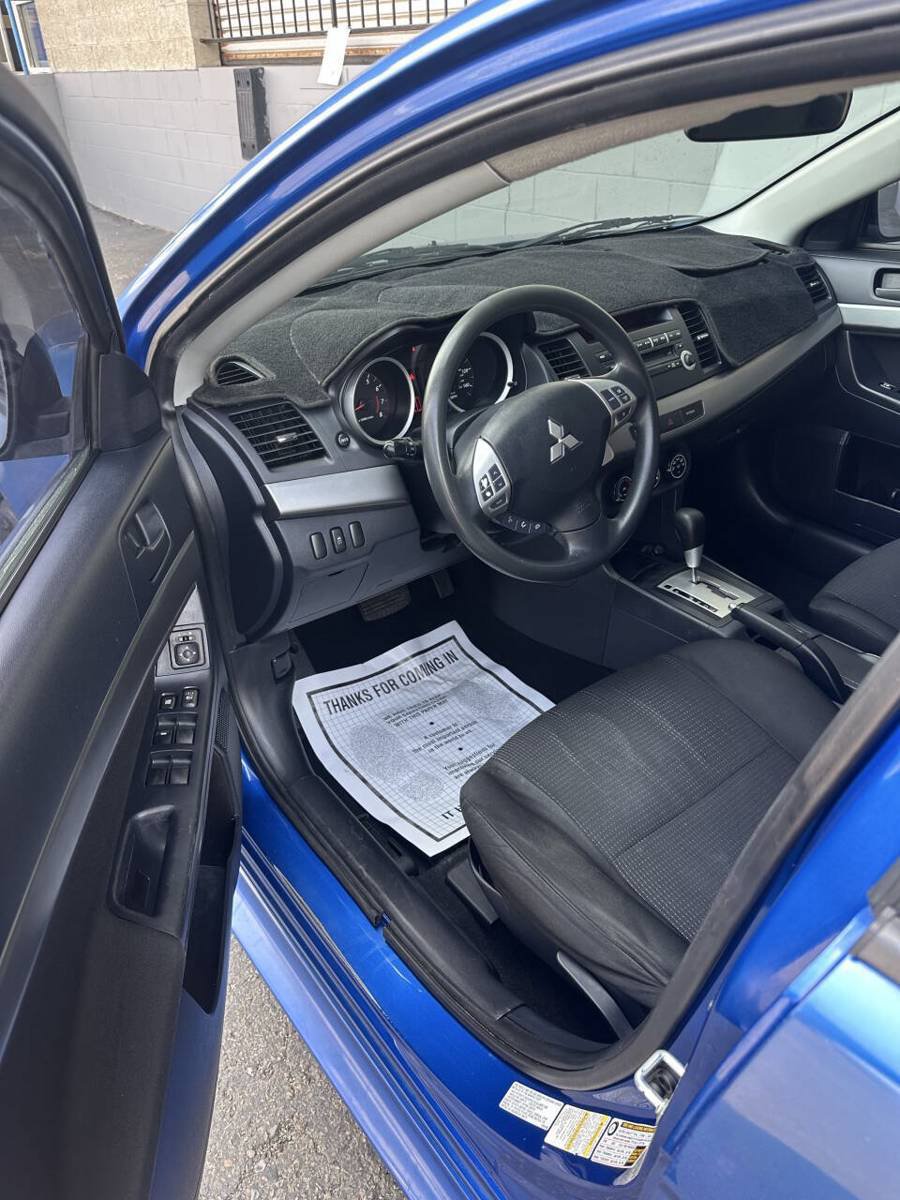 Used 2011 Mitsubishi Lancer ES FWD image 6
