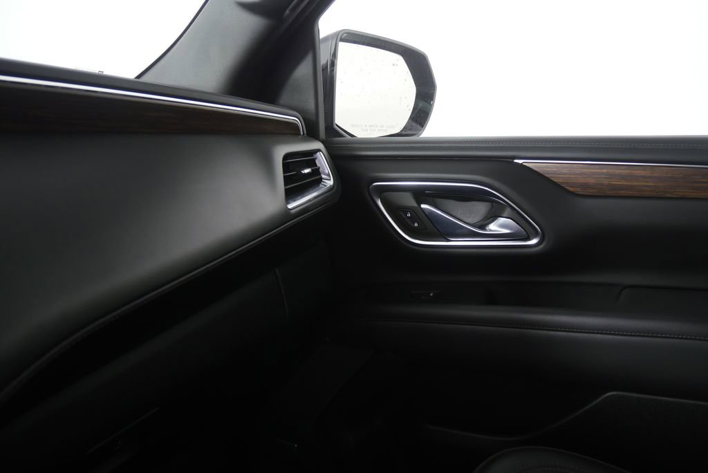Used 2023 Chevrolet Tahoe High Country image 28