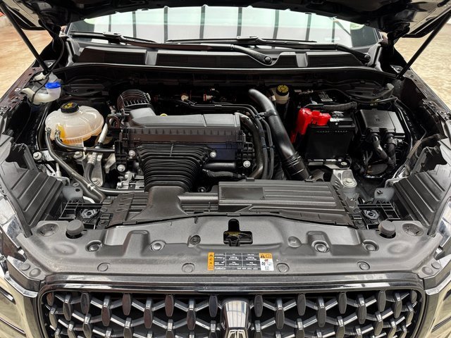 Used 2023 Lincoln Corsair Reserve w/ Equipment Group 201A image 28