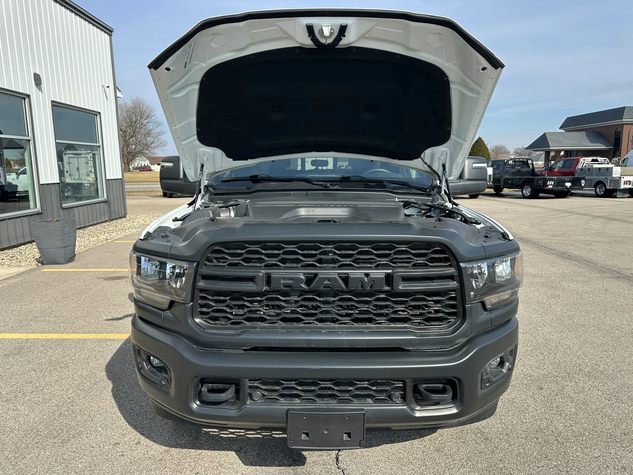 Used 2023 RAM 3500 Tradesman image 37