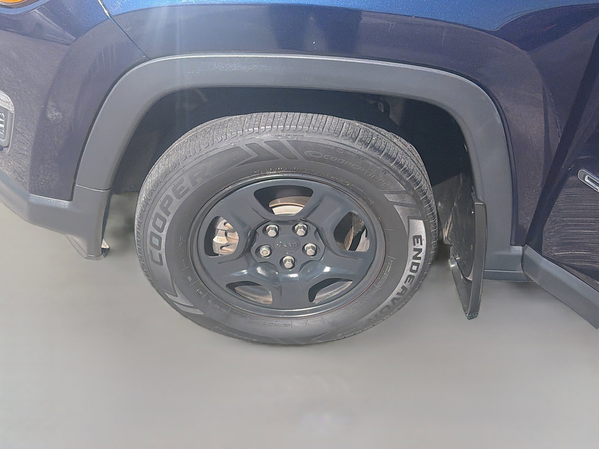 Used 2019 Jeep Compass Sport FWD image 38