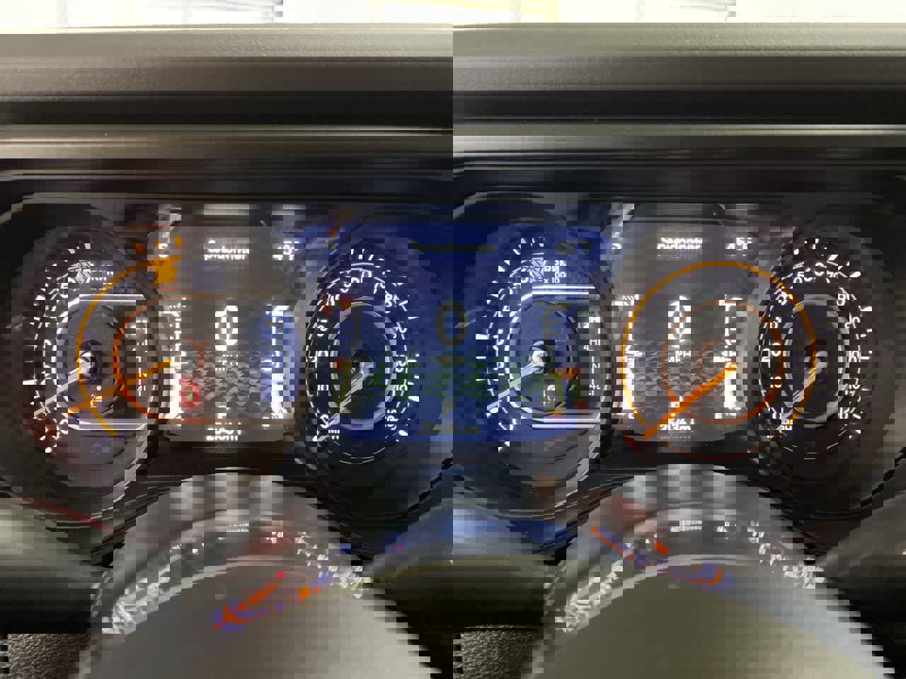 Used 2025 Jeep Wrangler Sahara image 27