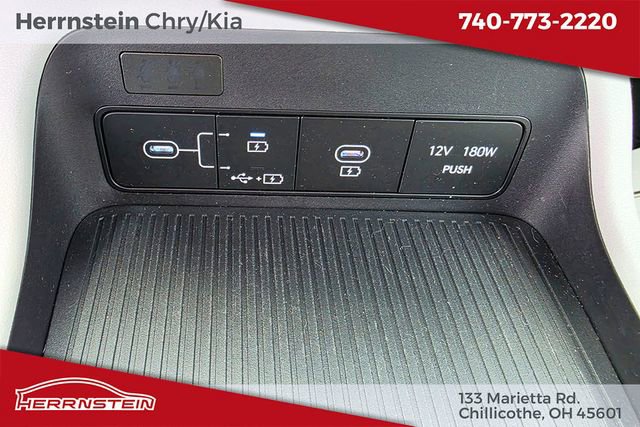 Used 2024 Hyundai Kona SEL image 19