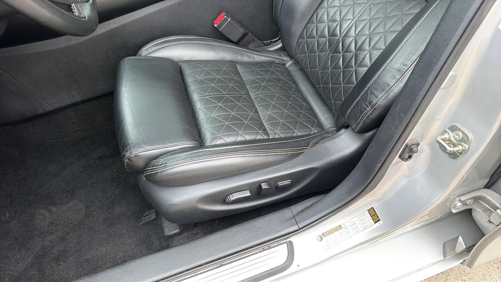 Used 2018 Nissan Maxima Platinum image 61