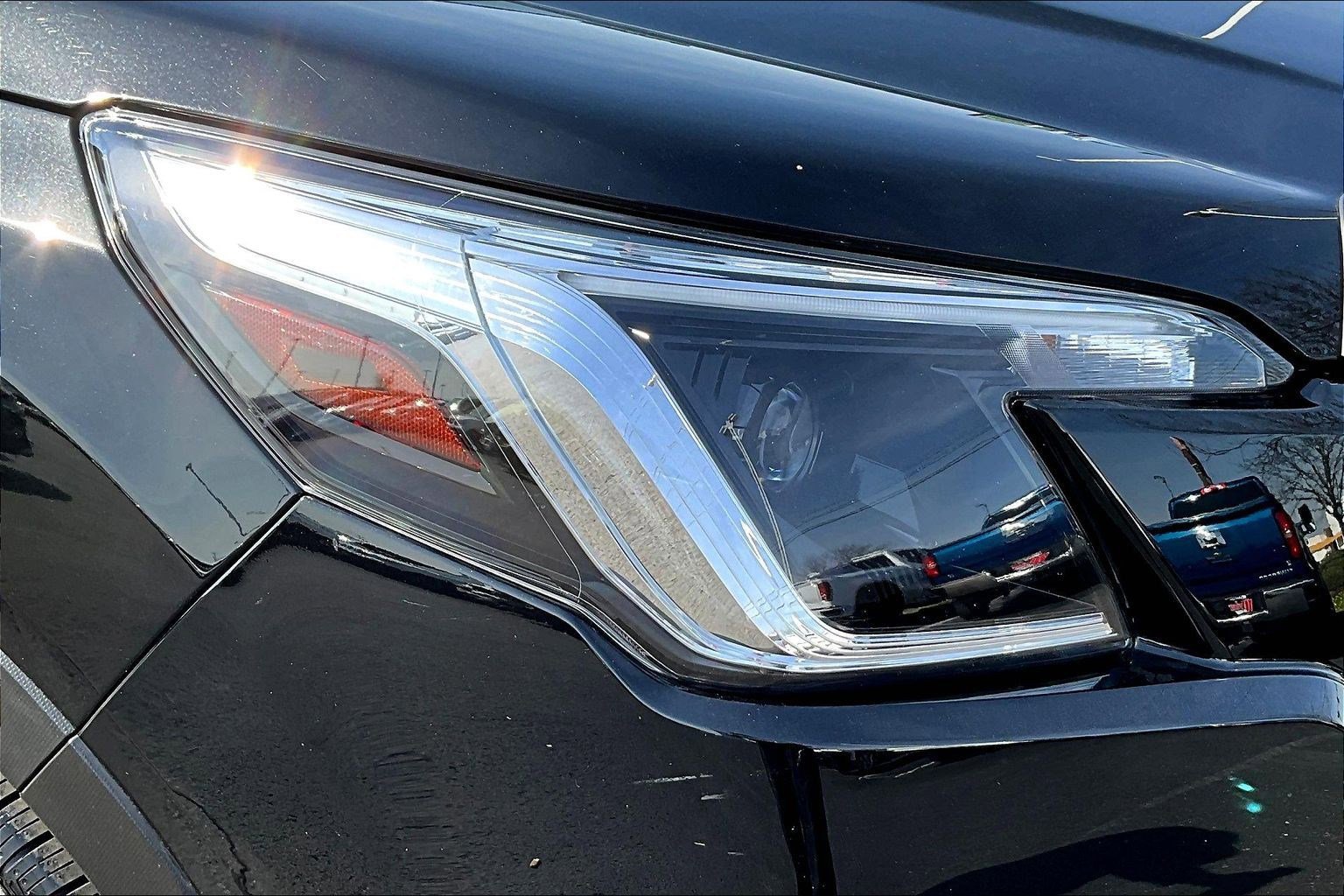 Used 2023 Subaru Forester Premium image 32