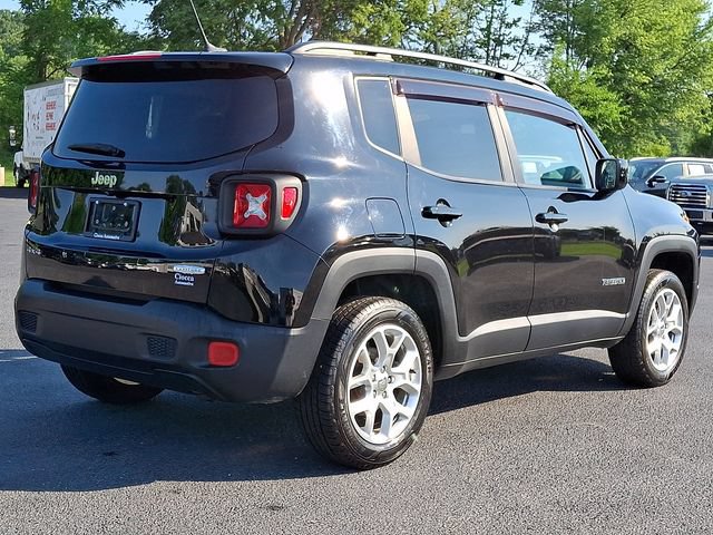 Used 2017 Jeep Renegade Latitude w/ Cold Weather Group AWD/4WD image 9
