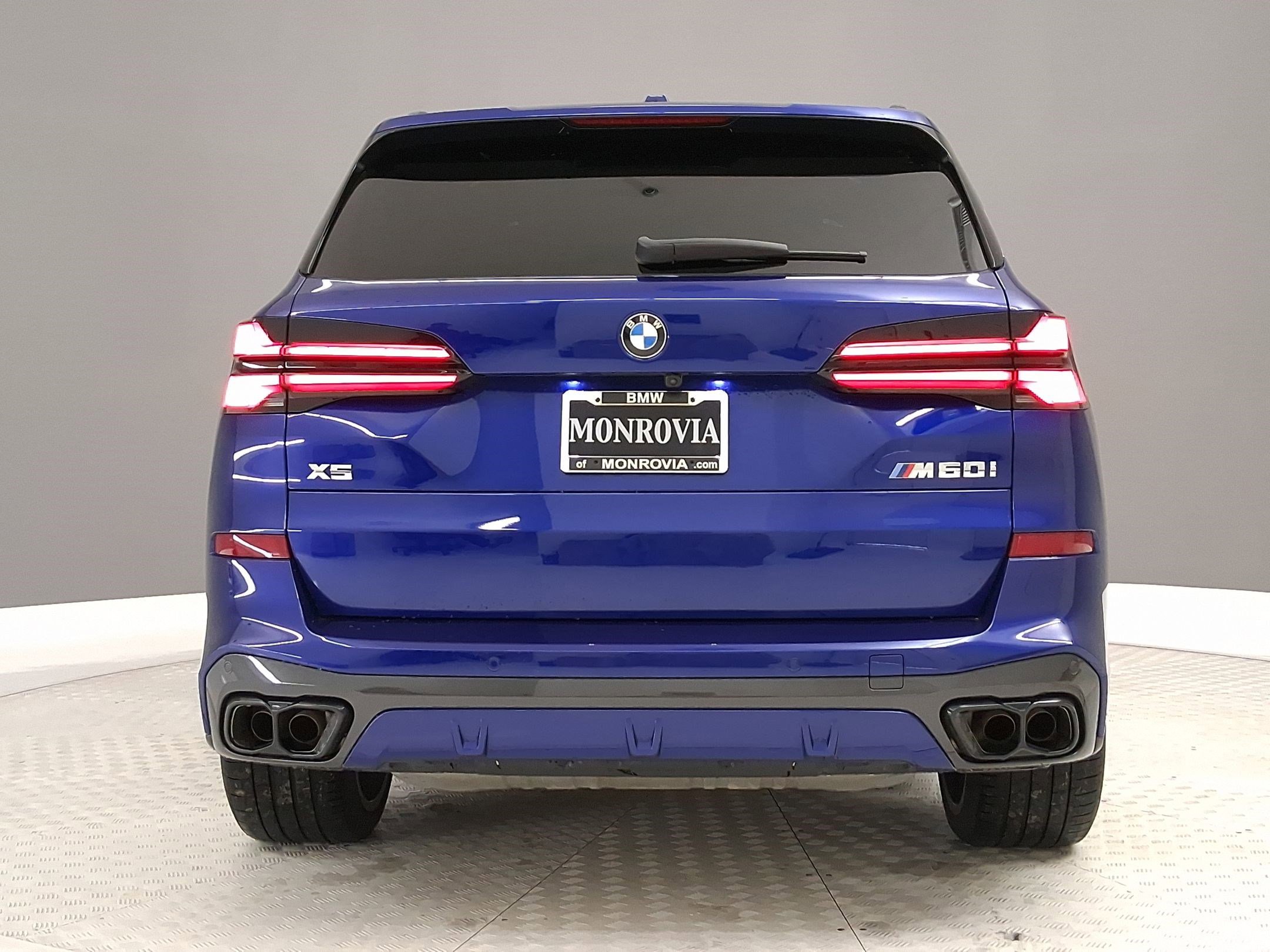 Used 2025 BMW X5 M60i image 8