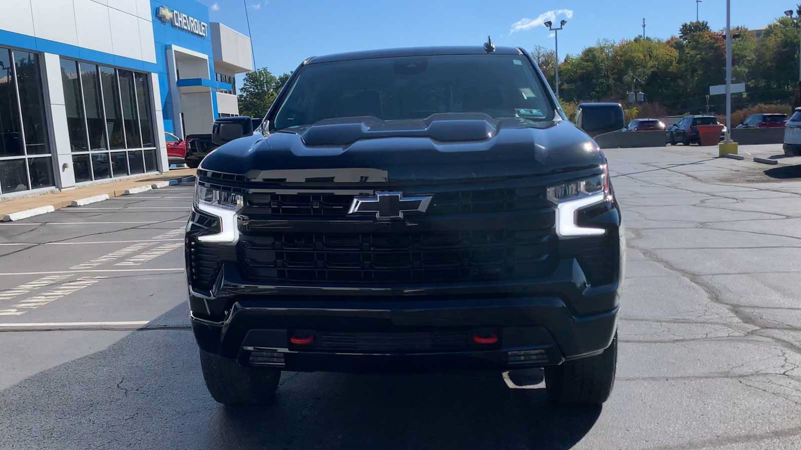 Certified 2025 Chevrolet Silverado 1500 LT Trail Boss w/ Convenience Package II AWD/4WD image 3