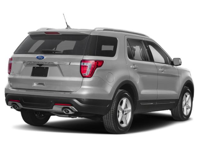 Used 2019 Ford Explorer XLT w/ Equipment Group 202A AWD/4WD image 2