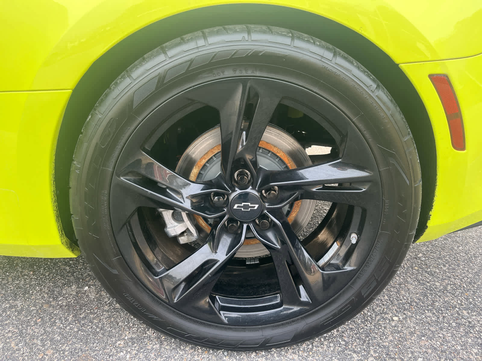 Used 2021 Chevrolet Camaro LT w/ RS Package image 28