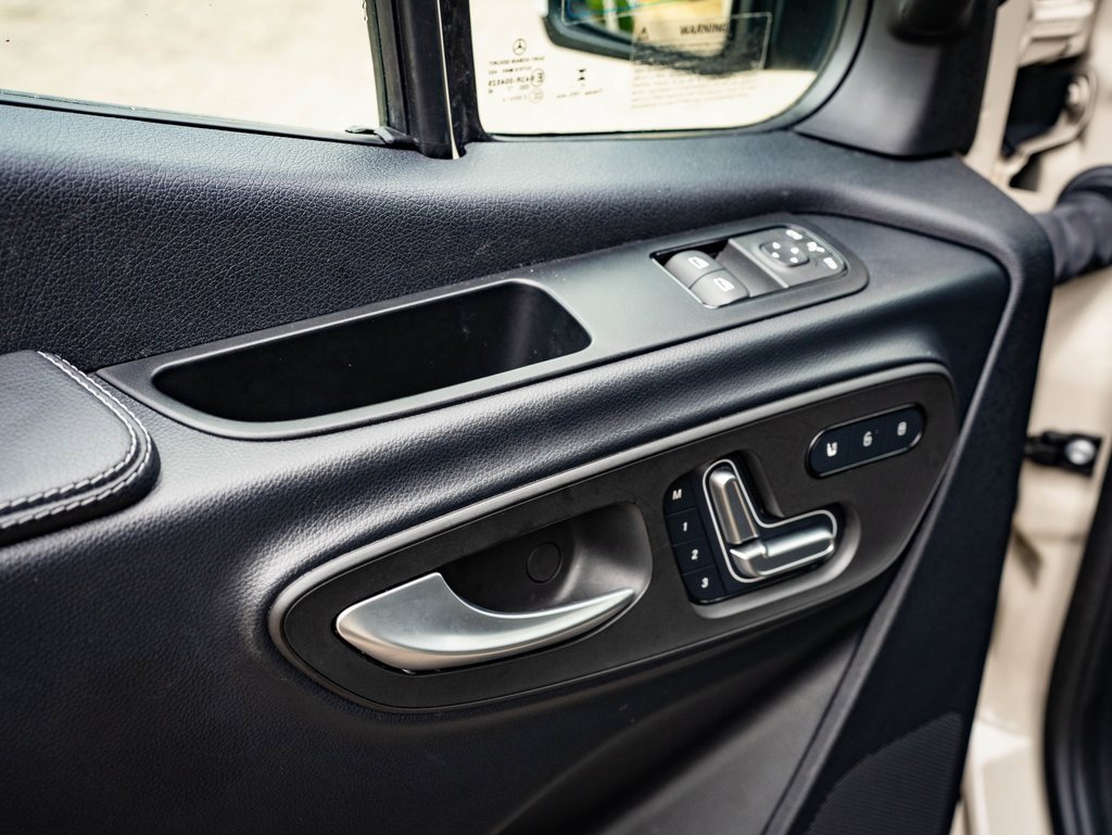 Used 2024 Mercedes-Benz Sprinter 2500 image 23