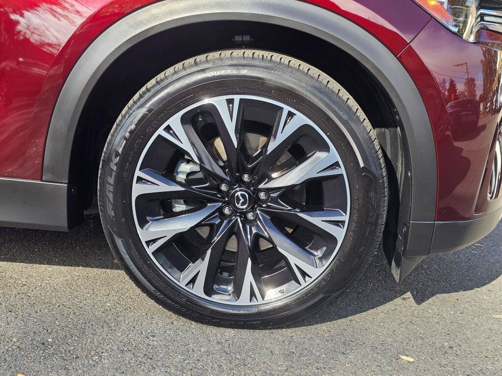 Used 2024 MAZDA CX-90 Plug-In Hybrid w/ Premium Plus AWD/4WD image 9