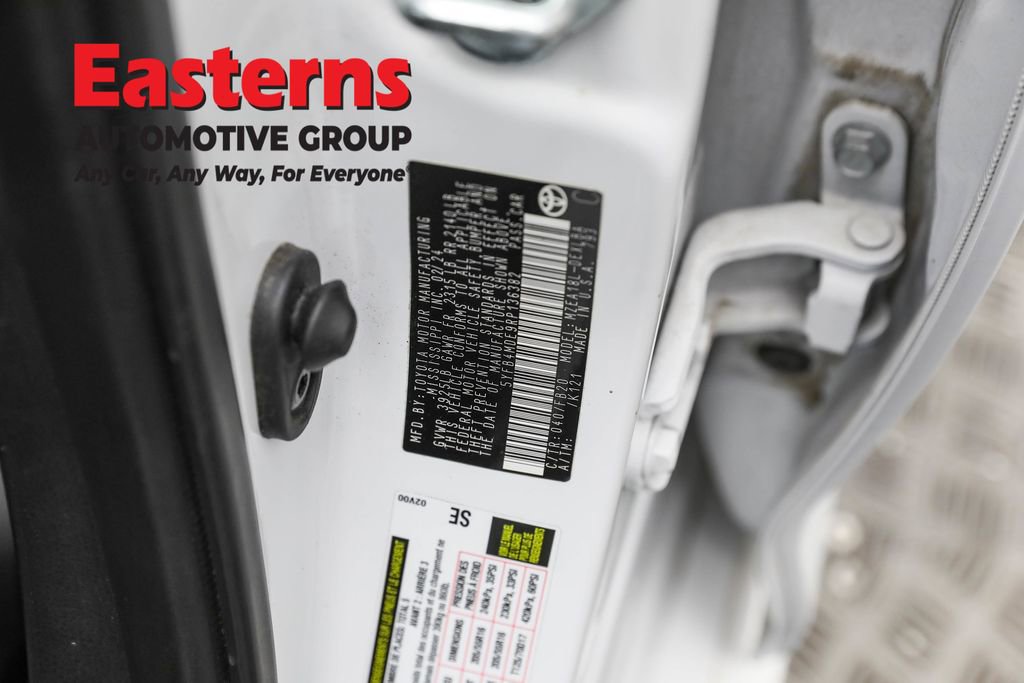 Used 2024 Toyota Corolla LE image 33