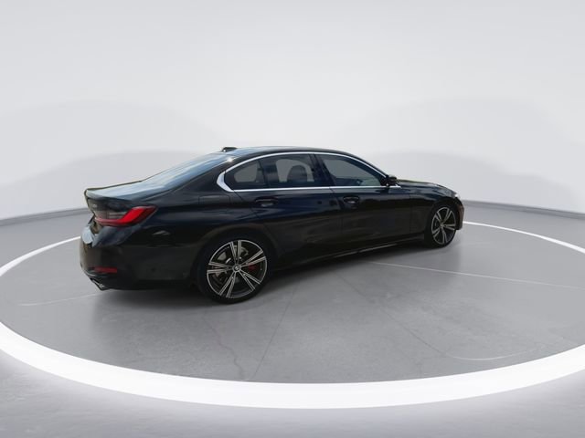 Used 2024 BMW 330i Sedan w/ Premium Package RWD image 11