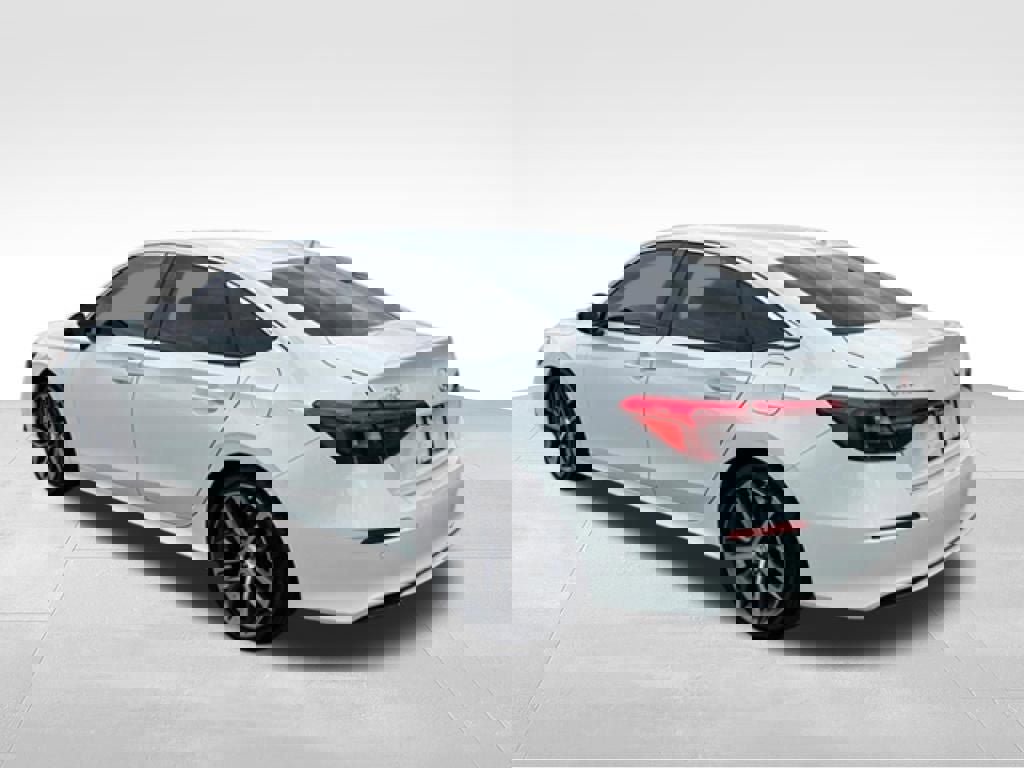 Used 2022 Honda Civic Touring image 3