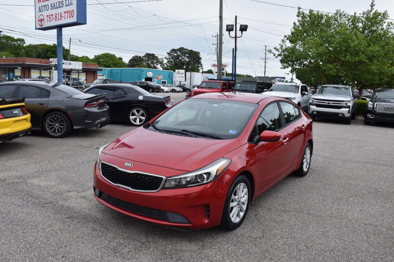 Used 2017 Kia Forte S FWD image 2