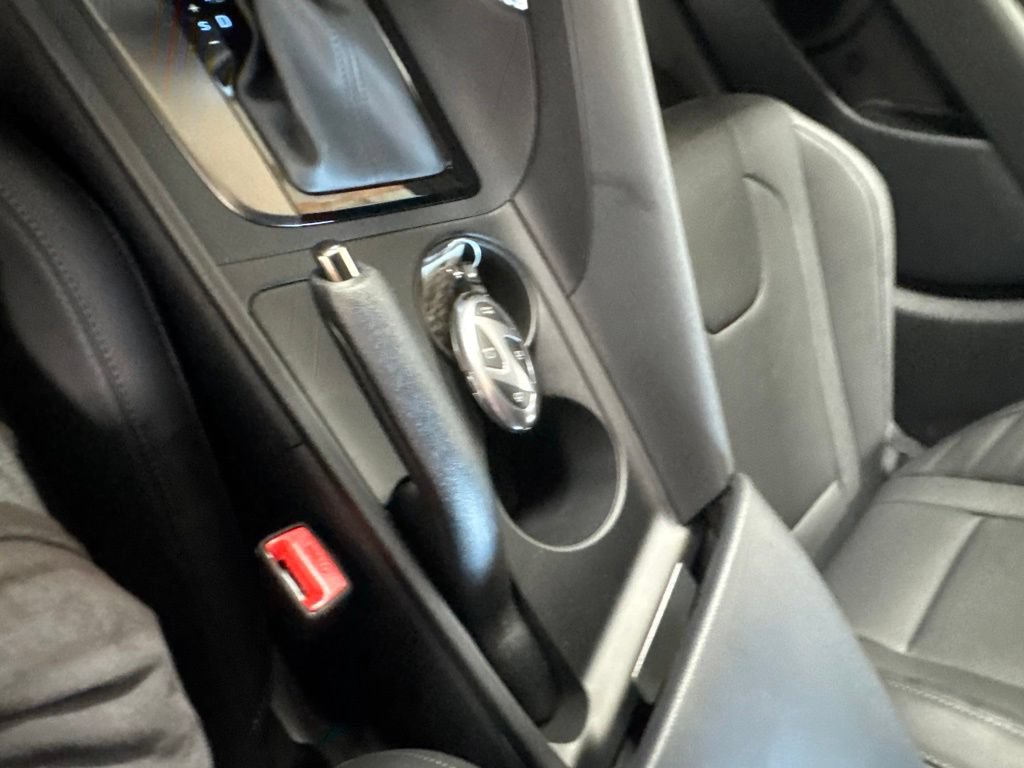 New 2026 Hyundai Elantra SEL Sport FWD image 17
