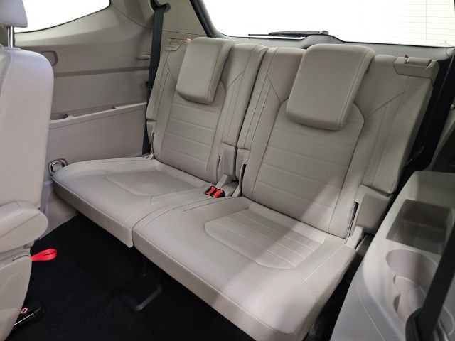 Used 2023 Volkswagen Atlas SEL Premium AWD/4WD image 30