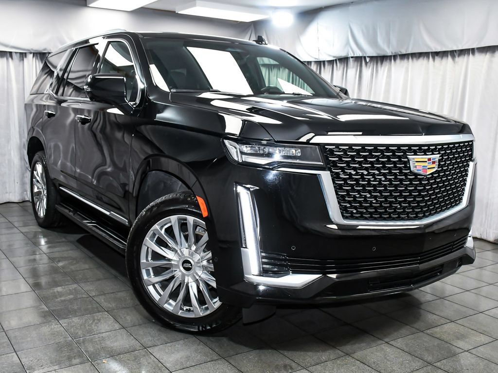 Used 2023 Cadillac Escalade Premium Luxury AWD/4WD image 3