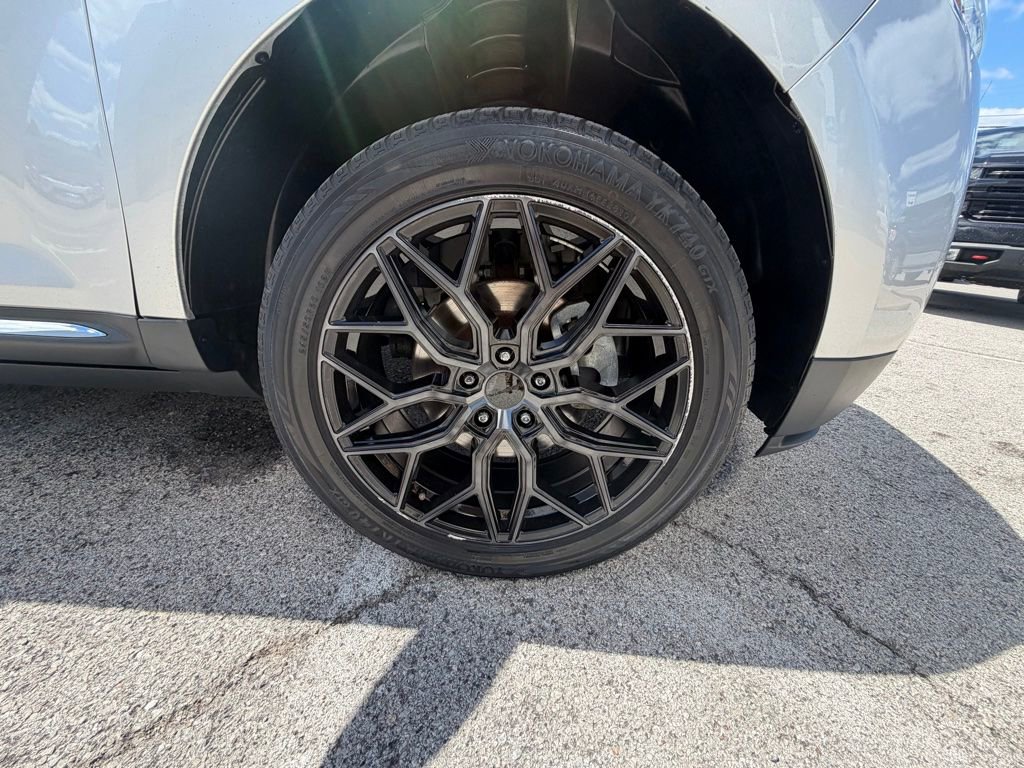 Used 2015 Lincoln MKX FWD w/ Equipment Group 102A image 12