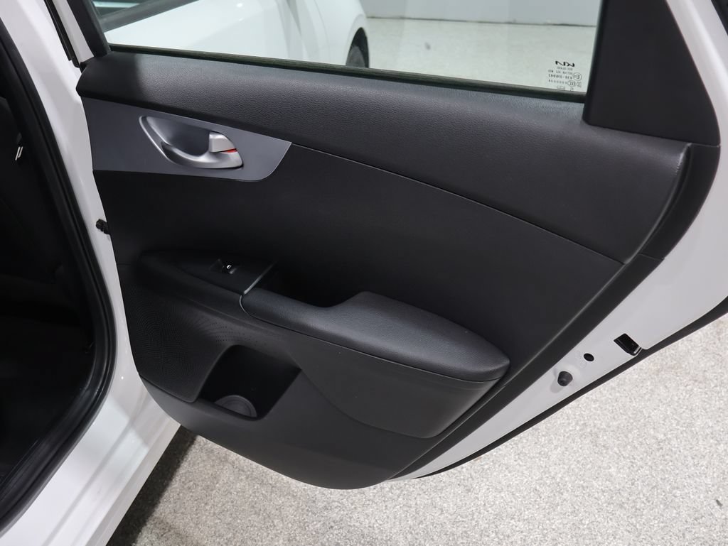 Used 2023 Kia Forte LXS FWD image 21