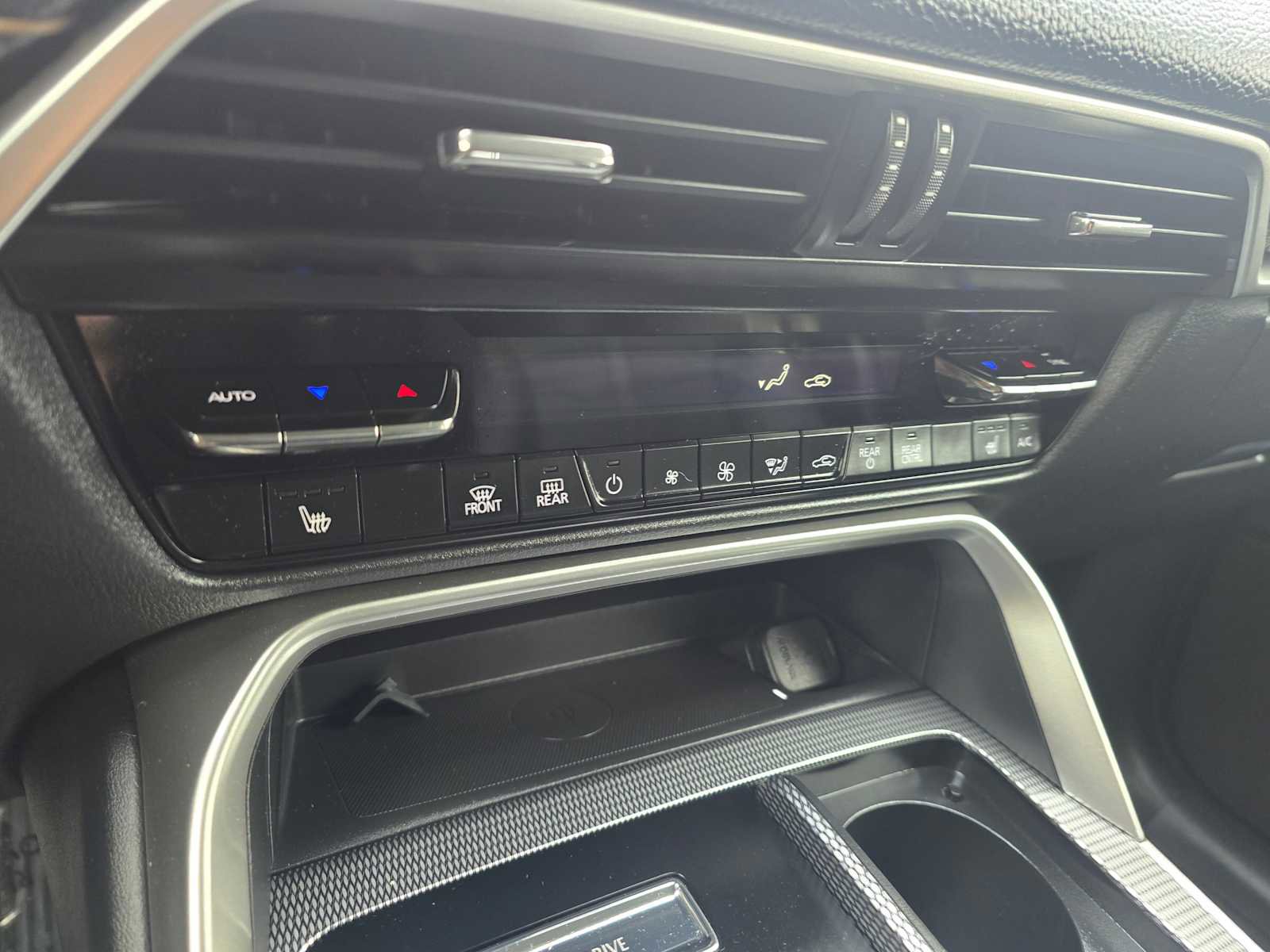 Used 2024 MAZDA CX-90 3.3 Turbo w/ Preferred Plus image 30