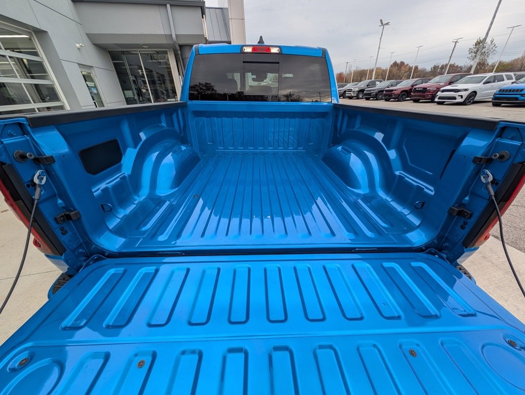 New 2026 RAM 1500 4x4 Crew Cab image 11