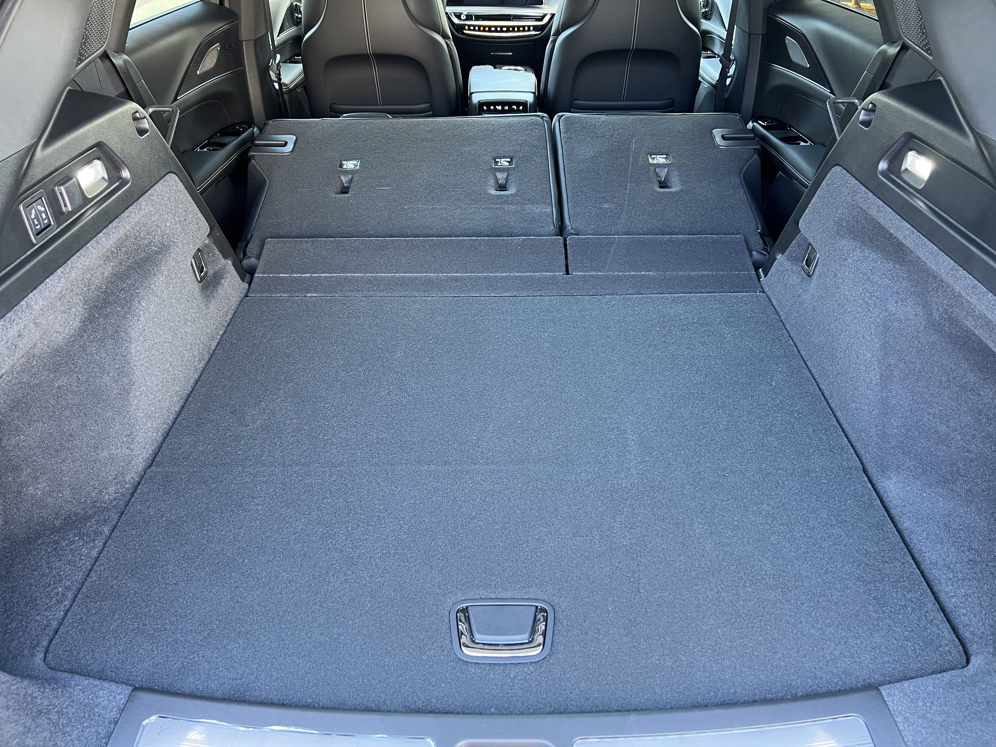 New 2026 Cadillac Lyriq V image 21