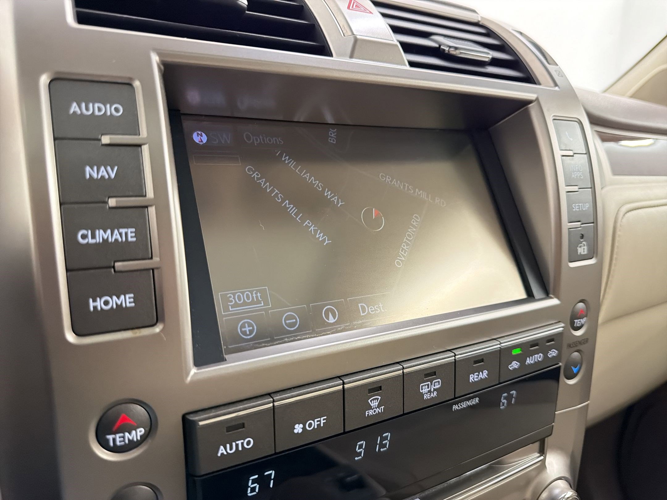 Used 2018 Lexus GX 460 Premium image 24