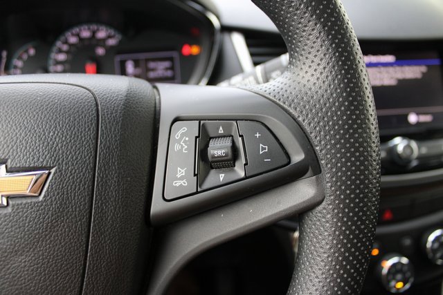 Used 2021 Chevrolet Trax LT image 17