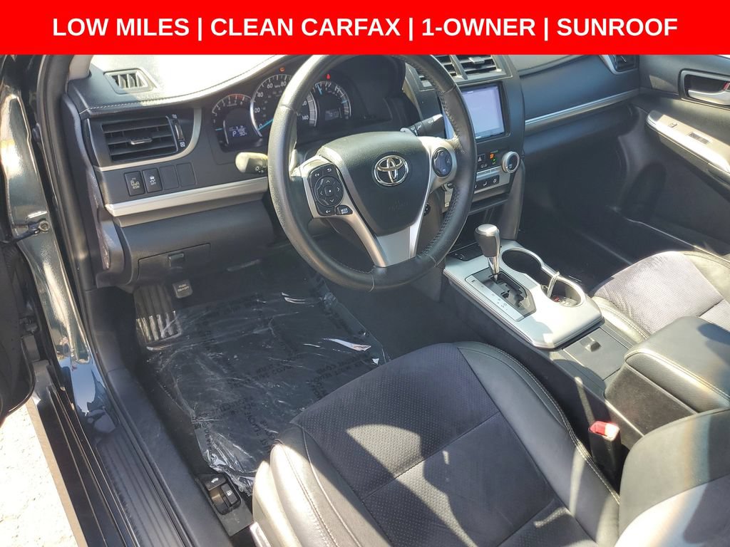 Used 2013 Toyota Camry SE w/ Leather Pkg FWD image 19