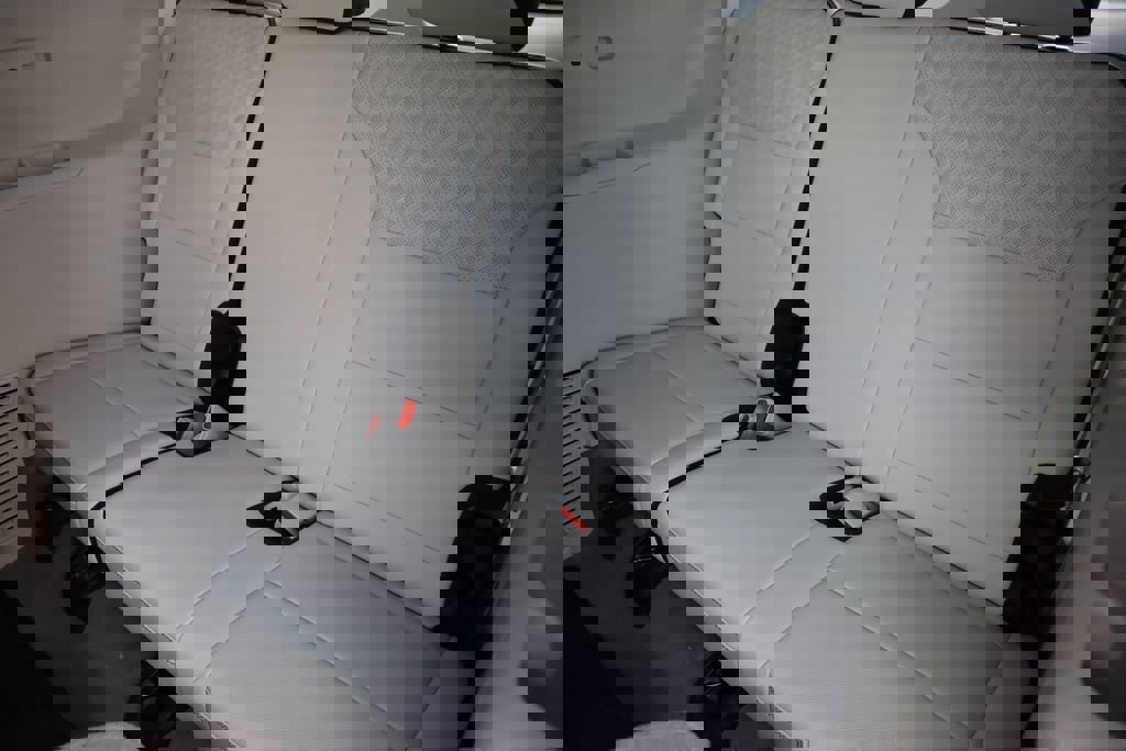 New 2026 GMC Acadia Denali w/ Super Cruise Package image 21